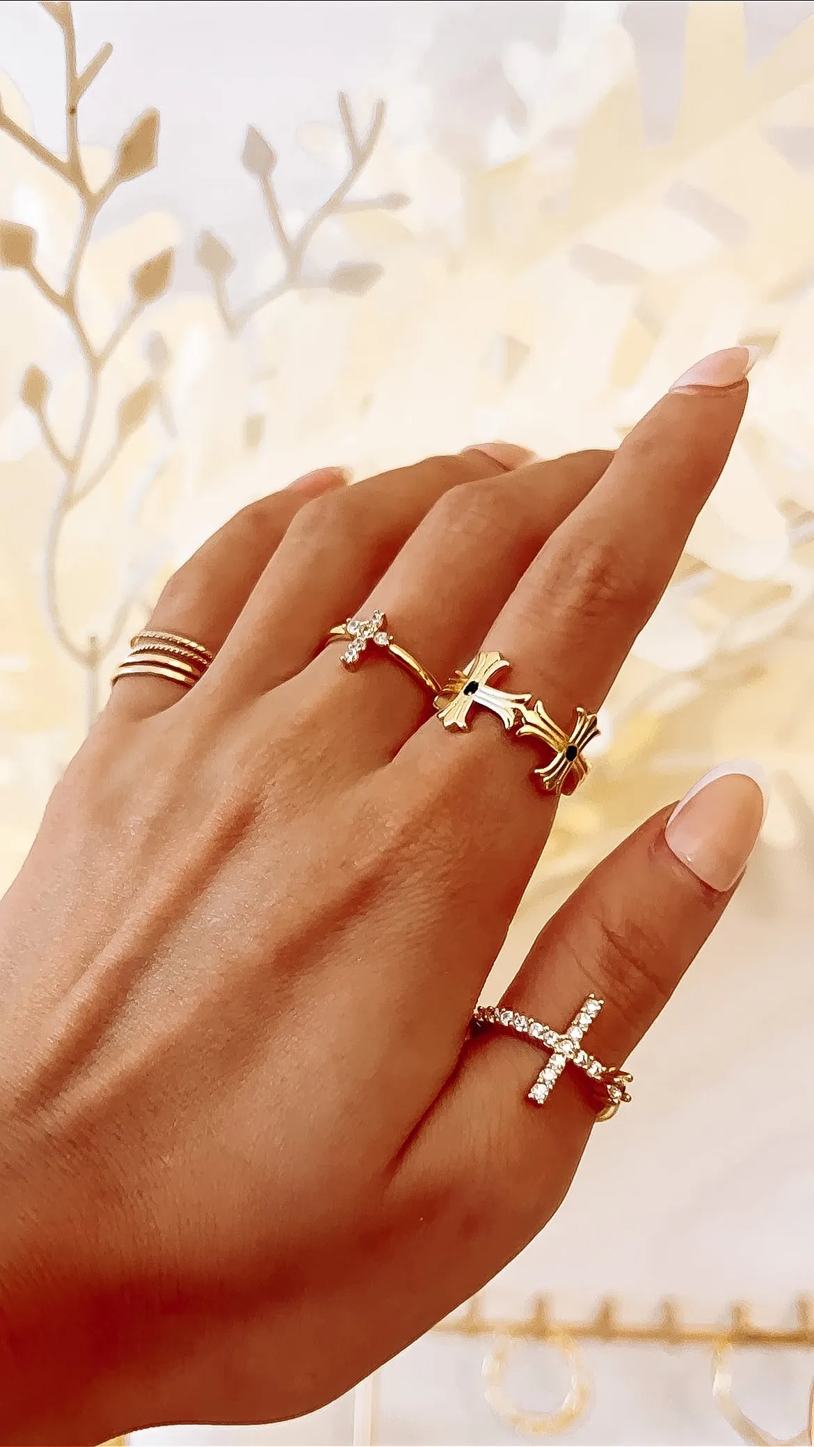 Luxury Cross Ring